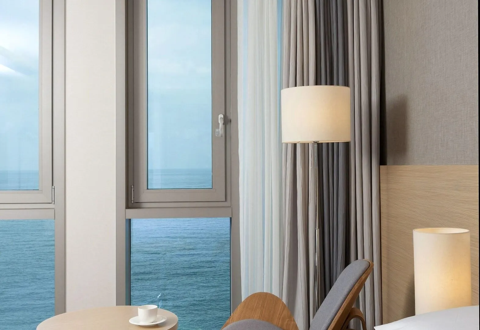 Hotel Regent Marine The Blue 4*, Чеджудо