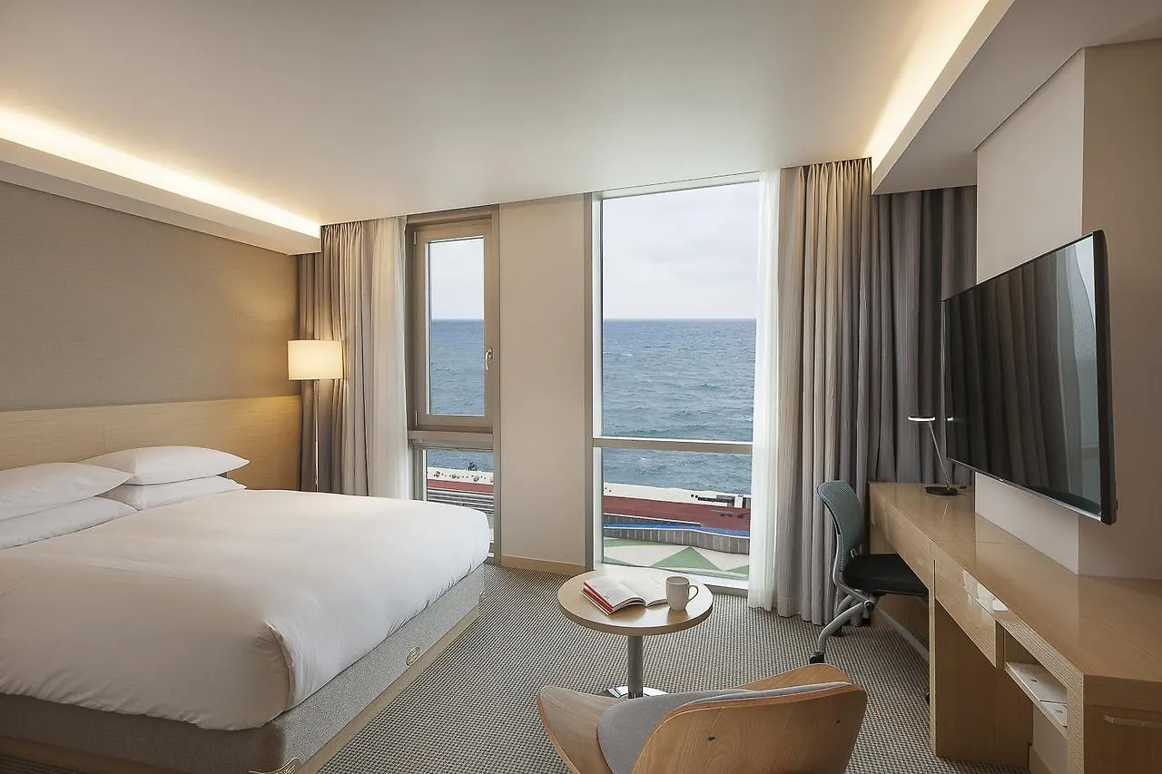 Hotel Regent Marine The Blue